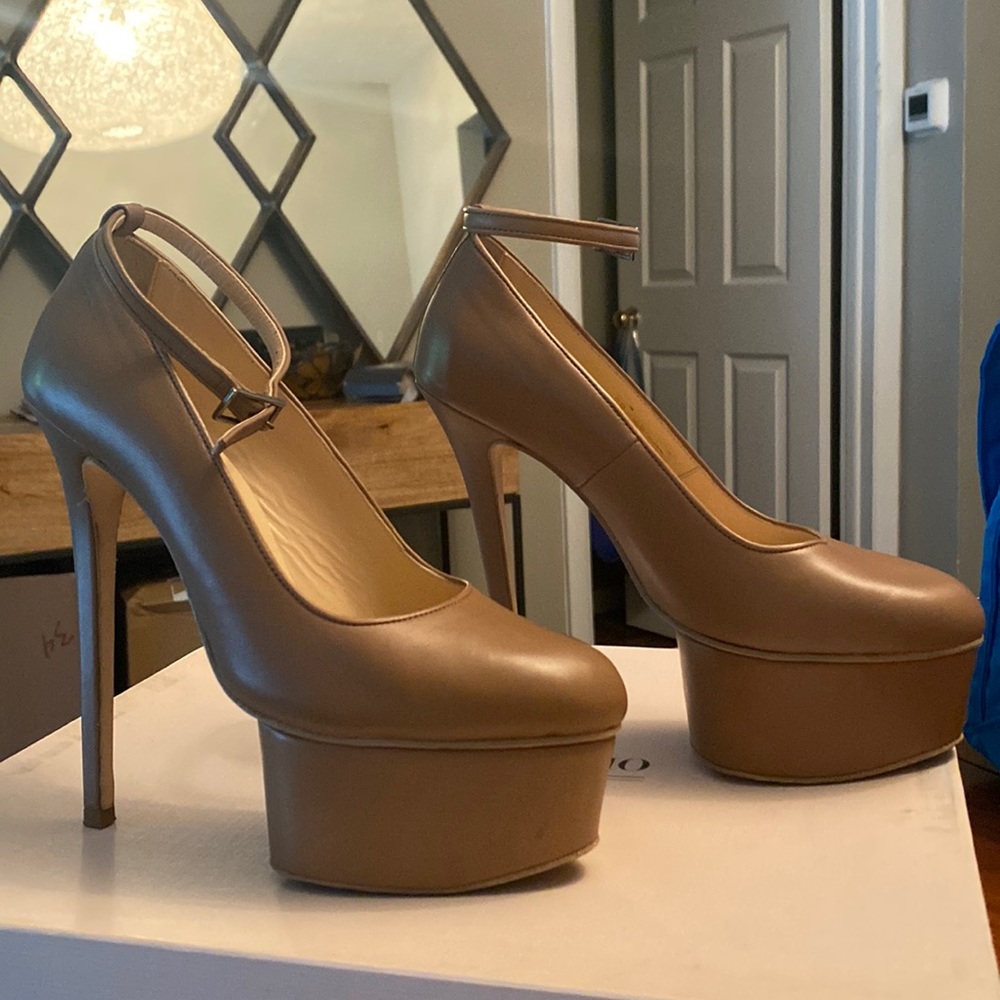 OLCAY GULSEN ANKLE STRAP PUMP PLATFORM